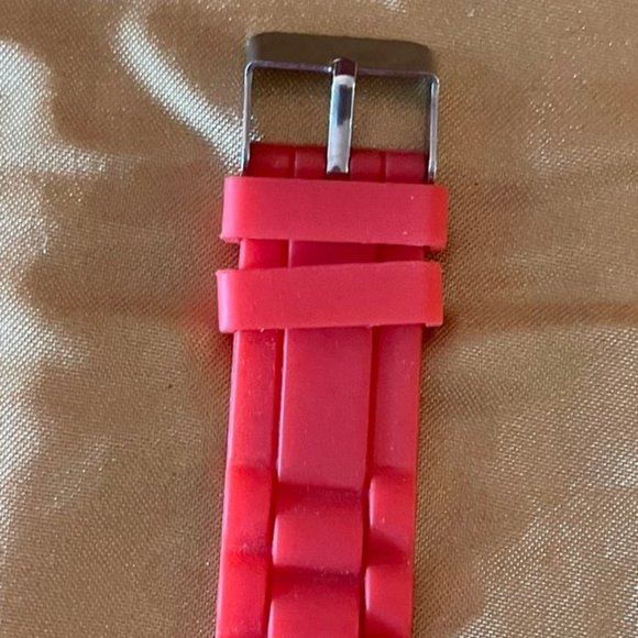 Watch main image 5